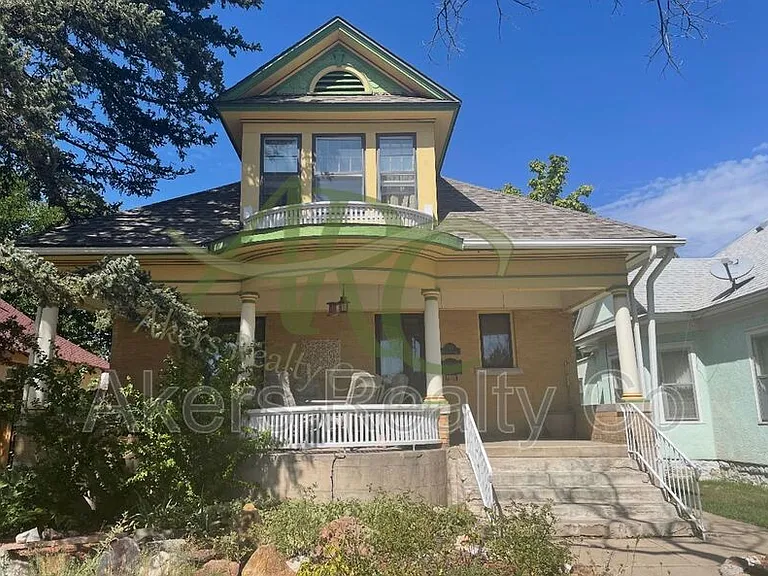 123 Van Buren St #DOWNSTAIRS — Photo 1