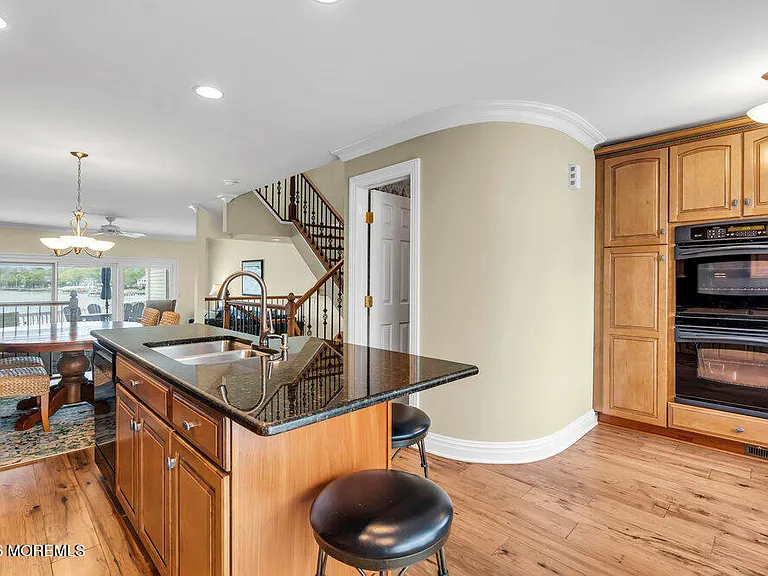 55 Sunset Ave — Photo 26