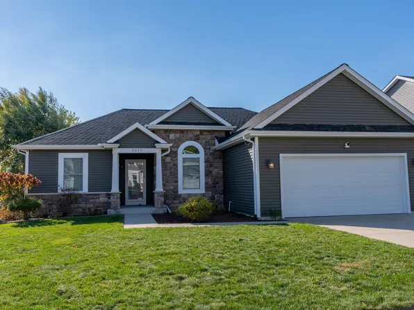2610 Saint Charles Ave, South Bend, IN 46614
