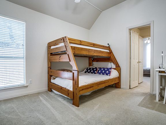 5th image of 8908 Thornmeadow Ct