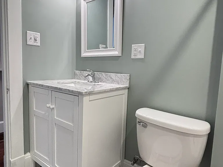 4030 Burwood Ave #2 — Photo 9