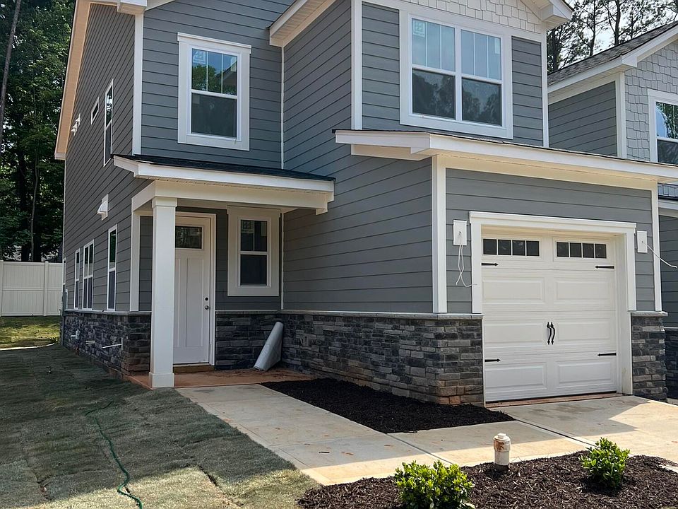 1st image of 2913 Spring Manor Way