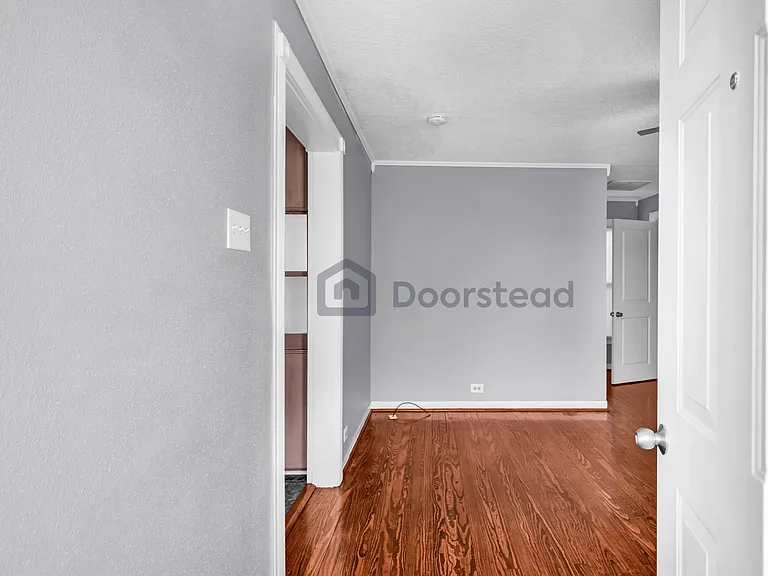 1914 W Alabama St #4 — Photo 5