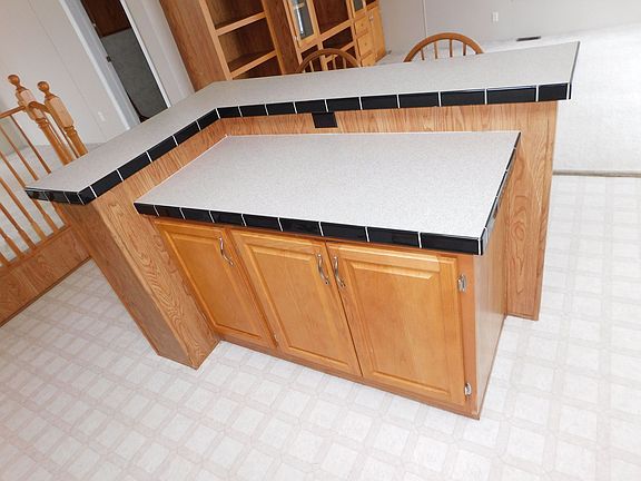 5th image of 2772 Petoskey Way