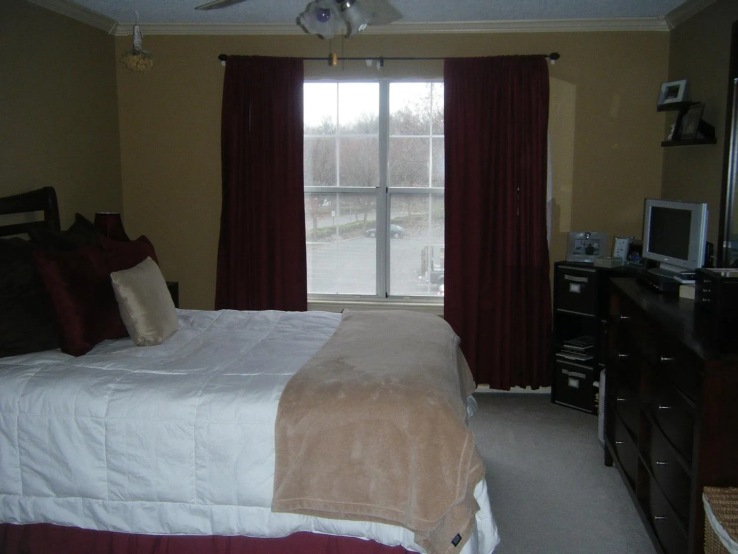 2 bed, 1100 sqft, $2,500 — Photo 4