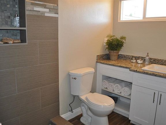 4th image of 4029 Mount Brundage Ave
