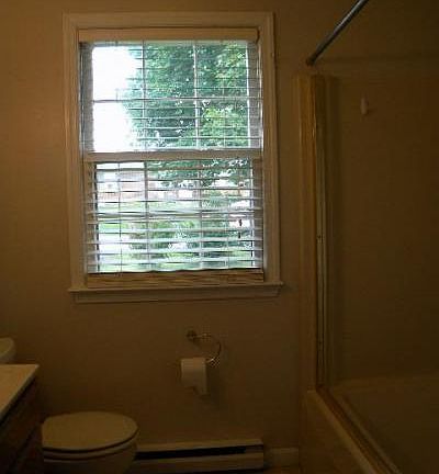 5th image of 77 Eastgate Dr