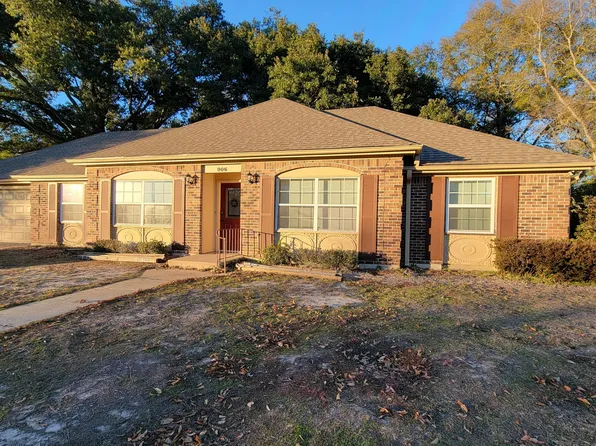 906 Meadowbrook Dr, Deridder, LA 70634