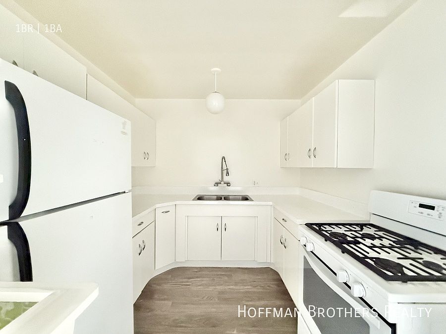 1st image of 11966 Laurelwood Dr APT 7