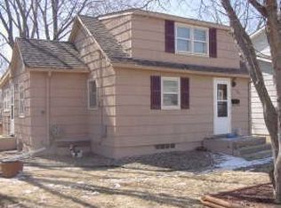 1216 5th St SE, Rochester, MN 55901