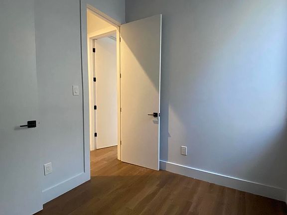 5th image of 1337 Gates Ave #2BB