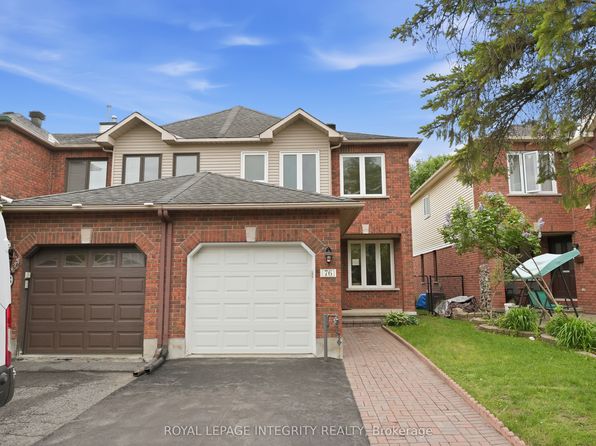 76 Hunterswood Cres, Ottawa, ON K1G 5V9