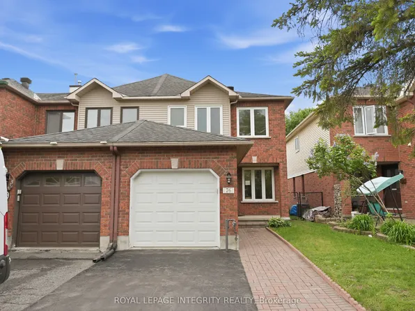 76 Hunterswood Cres, Ottawa, ON K1G 5V9