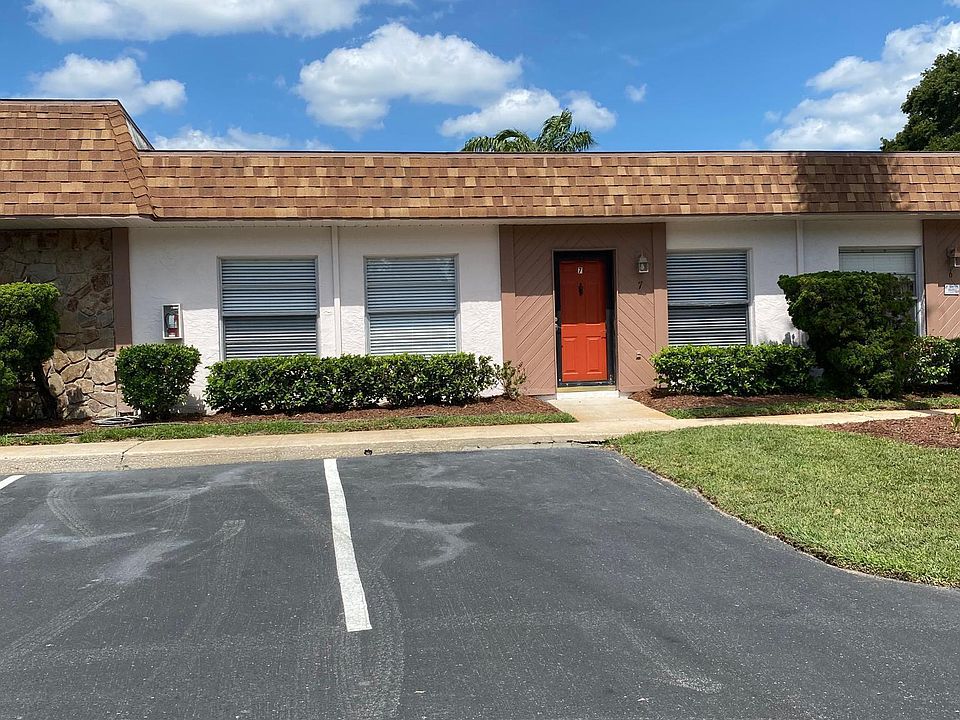 Front View of Condo with parking spots