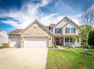 1123 Crestwood Dr, Greenwood, IN 46143