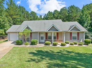 112 Cedar Ridge Dr, Forsyth, GA 31029