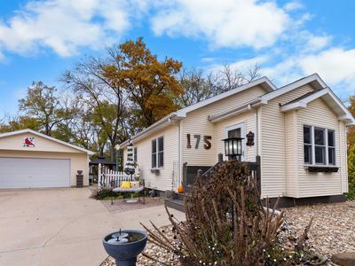 175 Hall St, Hudson, IA, 50643