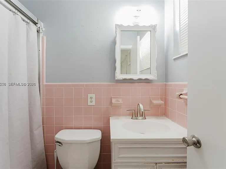5737 Grant St #3 — Photo 10