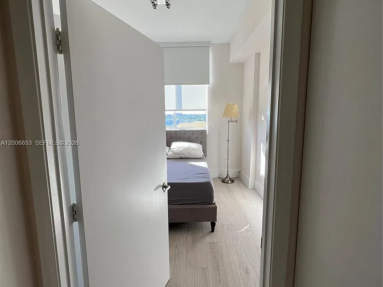 18800 NE 29th Ave #25 — Photo 16