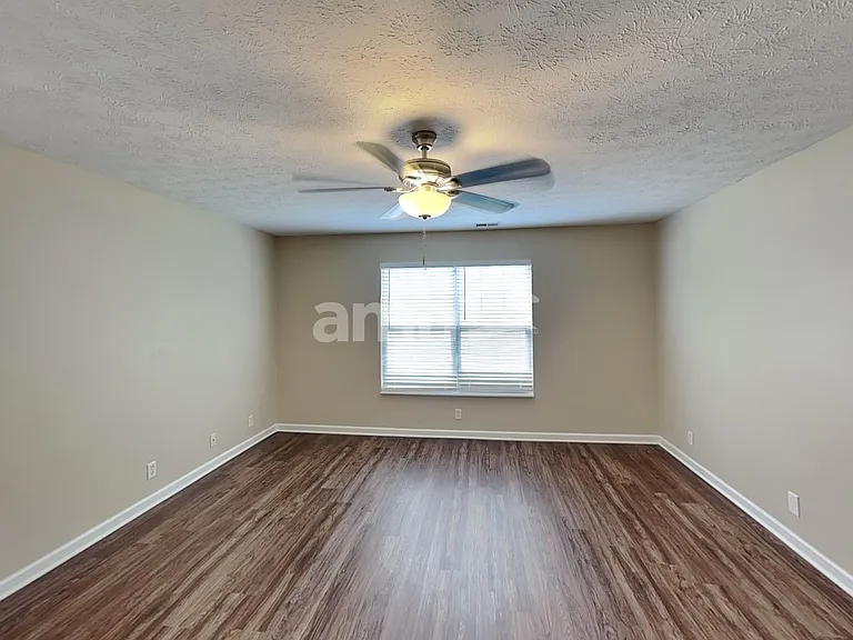 119 Crestwood Ln — Photo 25