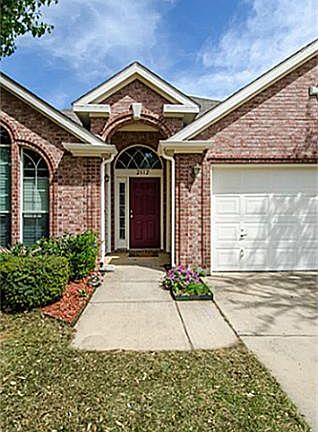 2nd image of 2012 Golden Oak Dr