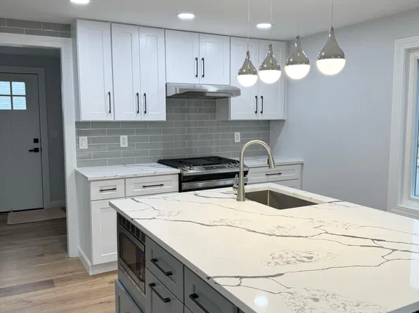 26 Elm St #2, Clifton, NJ 07013