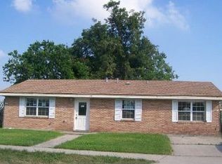 2104 Colonial Blvd, Violet, LA 70092