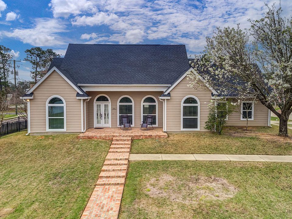 1st image of 1296 John Evans Dr