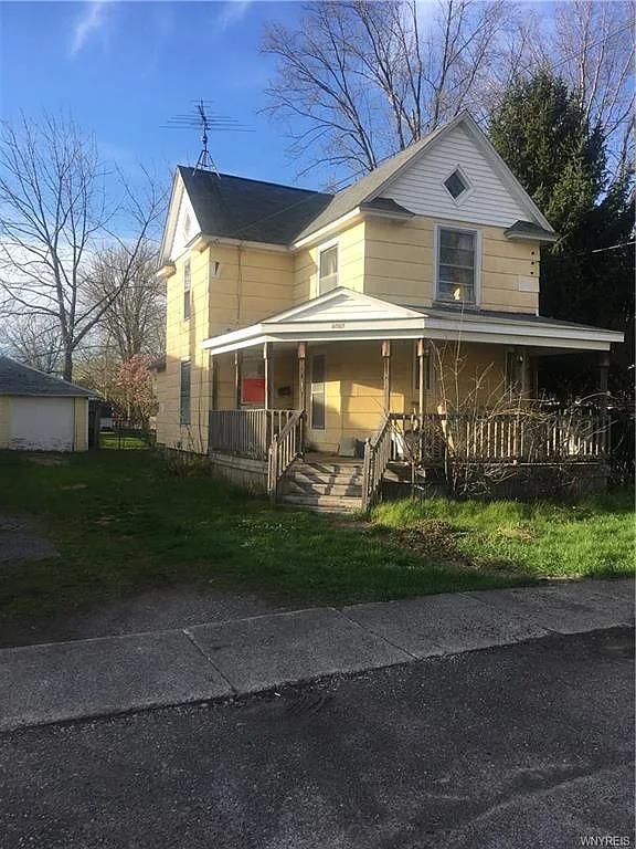 6067 2nd St photo 1