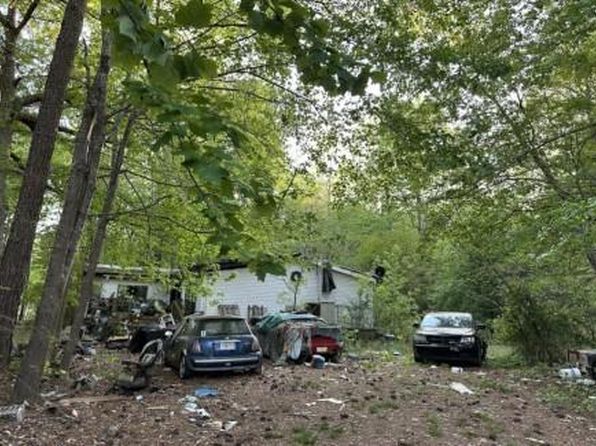 2111 Smokey Rd