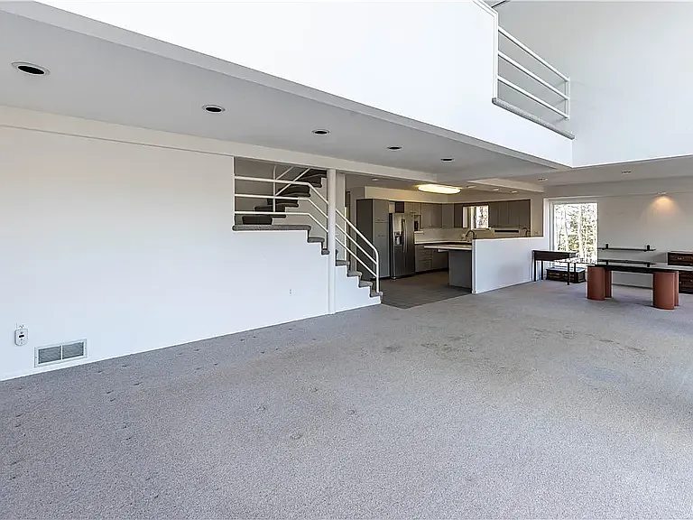 7520 Spectrum Way — Photo 11