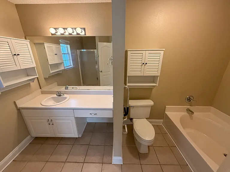1519 Sandcliff Dr — Photo 9