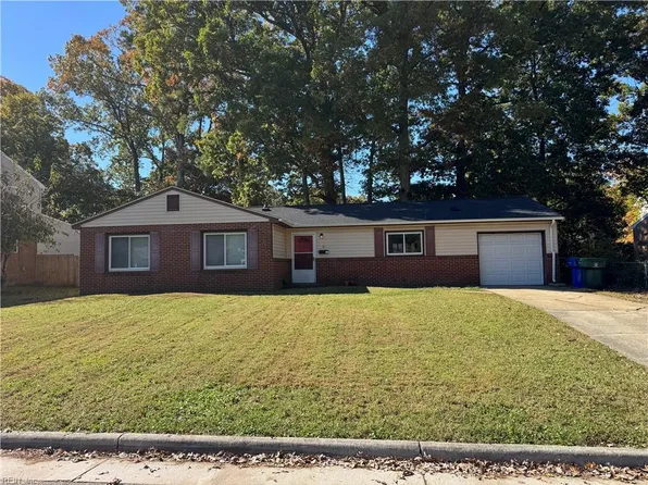 51 Crutchfield Dr, Newport News, VA 23602