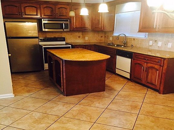 4th image of 1831 Sherwood Forest St APT 21