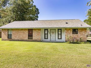8868 Timber Dr, Denham Springs, LA 70726