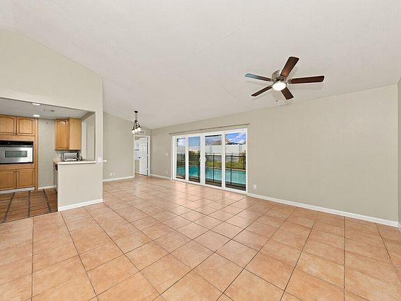 4th image of 9506 Burlington Pl