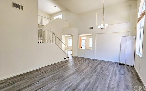 4th image of 6120 Cantabria Ave