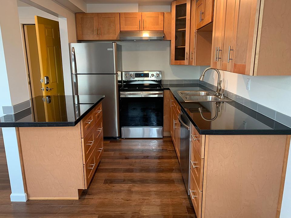1st image of 14314 32nd Ave NE APT 201
