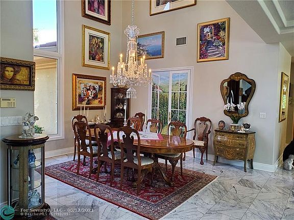 4th image of 2530 Aqua Vista Blvd