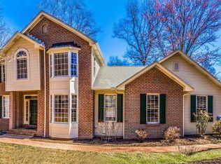 9817 Fox Rd, Frederick, MD 21702