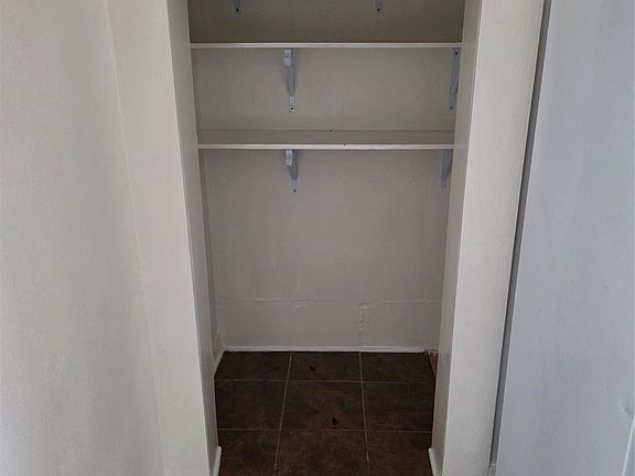 5th image of 114 Canton St #1/2