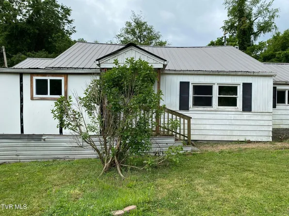 194 Lick Skillet Rd, Saltville, VA 24370