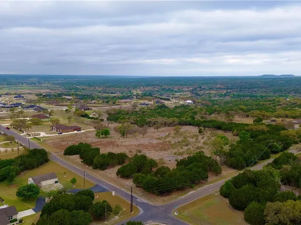 443 Walnut Dr, Killeen, TX 76549