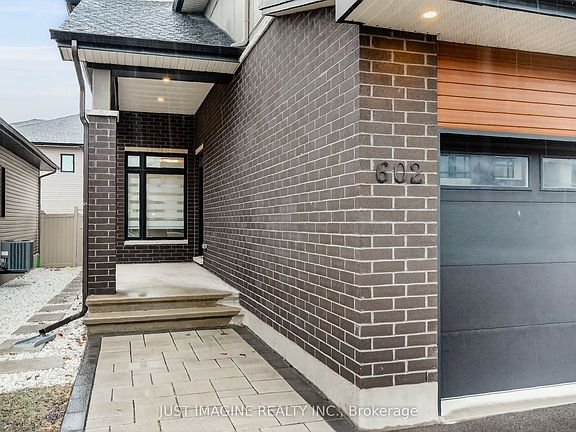 3rd image of 602 Triangle St