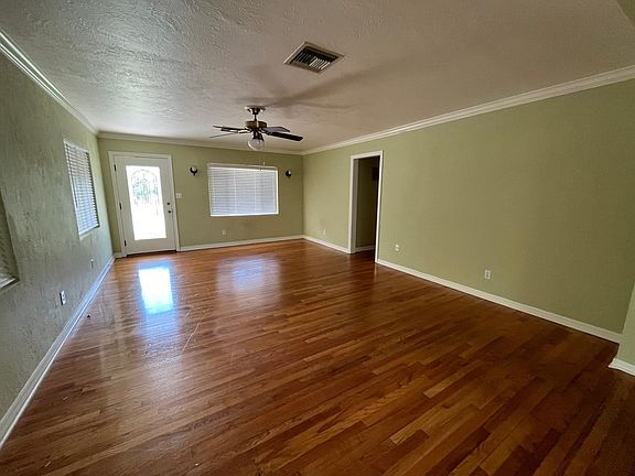 5th image of 1603 Christy Ave