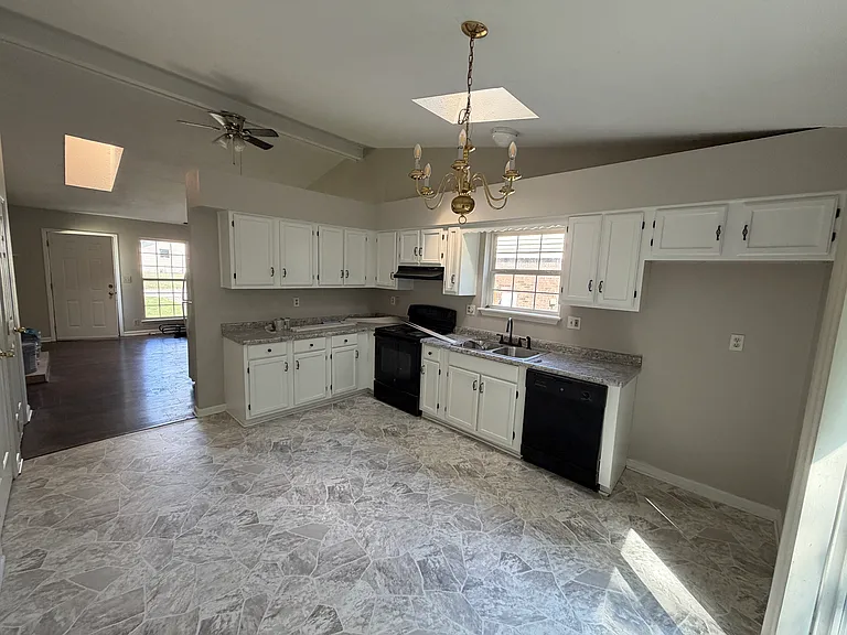3732 Chamberlain Ct #3732 — Photo 3