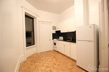 Rented by City Connections Realty