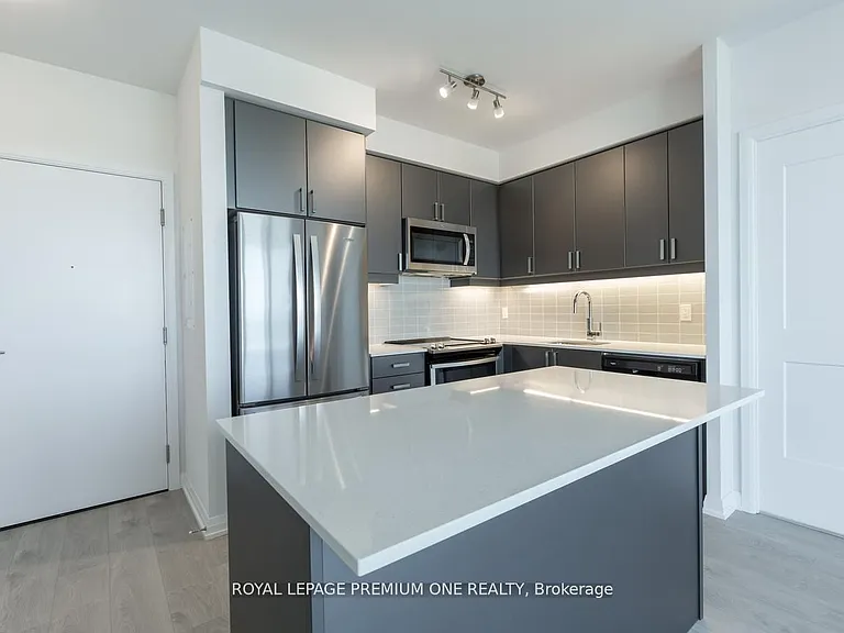 7895 Jane St #2614 — Photo 12