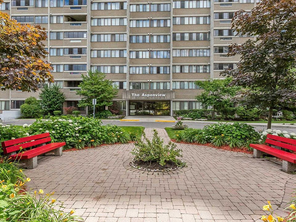 2nd image of 50 Elm Dr E #901
