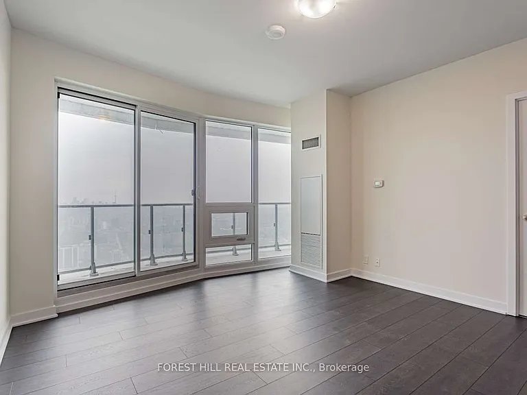 2221 Yonge St #5702 — Photo 20